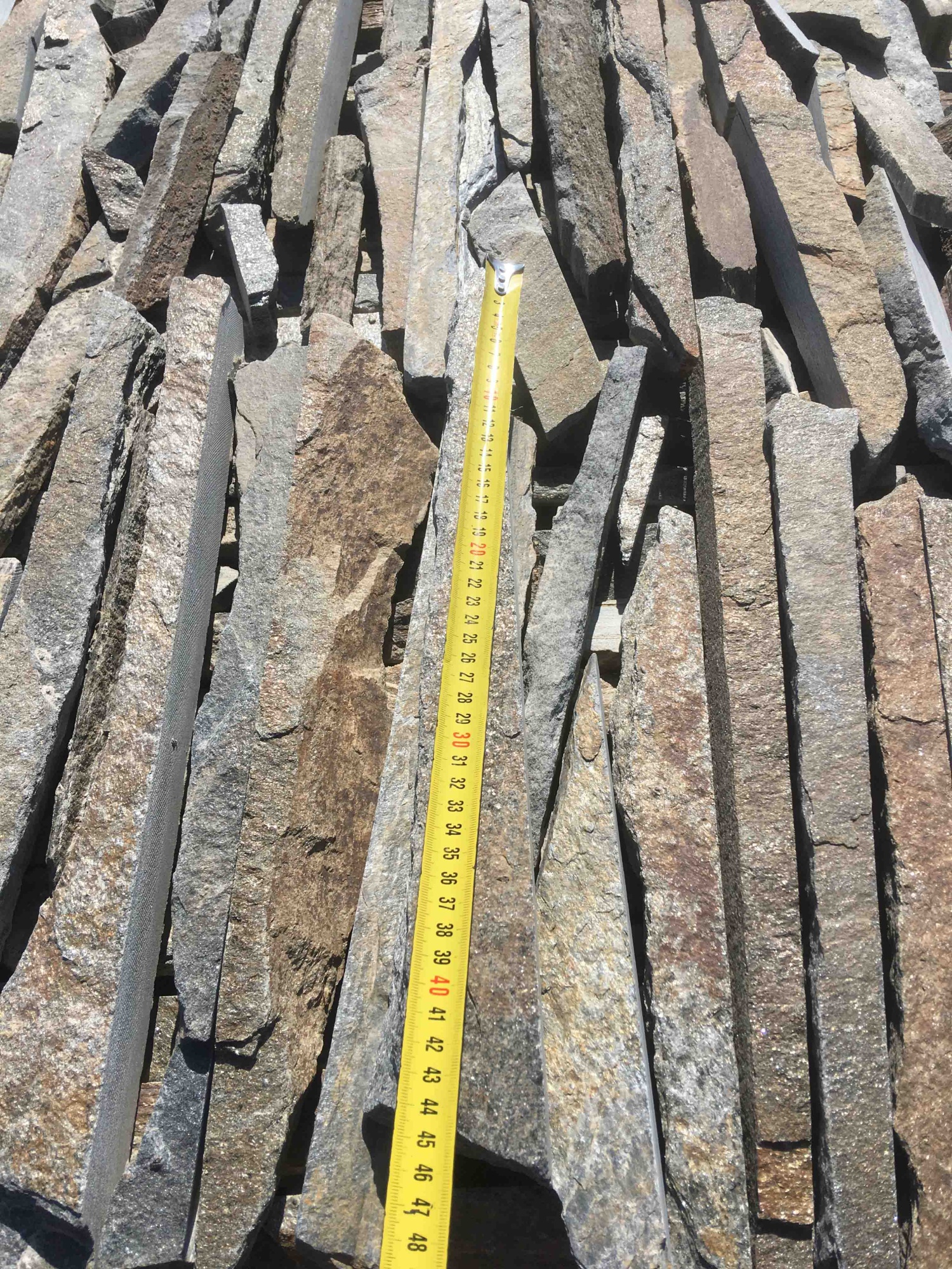 Горбушка златолит мультиколор для облицовки купить в Оханске