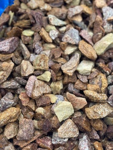 Златолит персиковый декоративная каменная крошка купить в Оханске