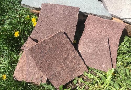 Плитняк лемезит бордовый для цоколя 1,5-2 см купить в Оханске