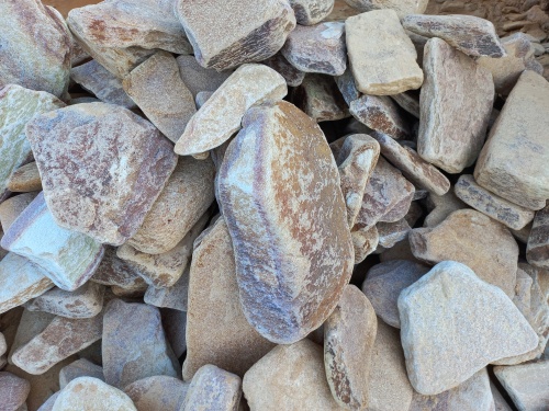 Златолит жёлтый, жёлто-зелёный глыбки и валуны для ланшафтного дизайна купить в Оханске