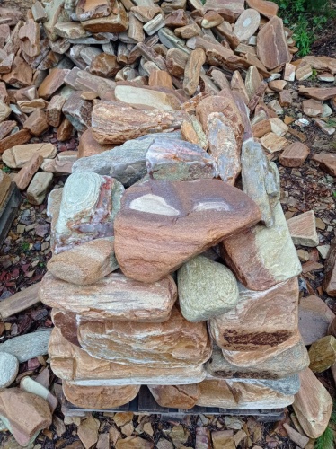 Златолит жёлтый, жёлто-зелёный глыбки и валуны для ланшафтного дизайна купить в Оханске