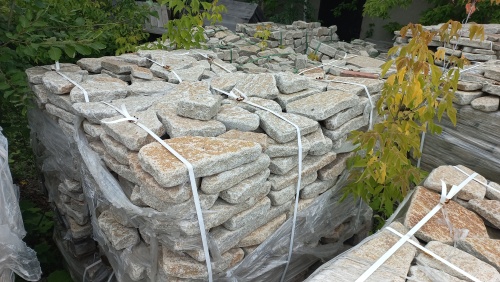 Гранитный плитняк галтованный для парковки купить в Оханске