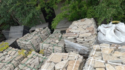 Гранитный плитняк галтованный для парковки купить в Оханске